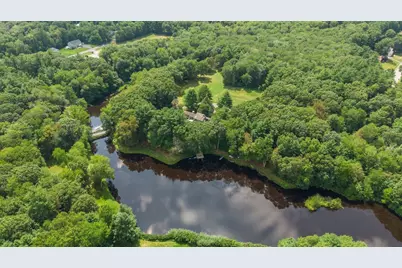 225 Mill Street, Raynham, MA 02767 - Photo 5