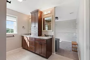 9 Marshall Cir, Peabody, MA 01960 - Photo 13