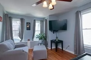 12 Perry St, Somerville, MA 02143 - Photo 5