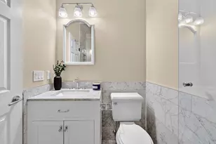 9 Holyoke St, Boston, MA 02116 - Photo 33