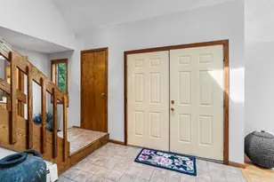 165 East St, Upton, MA 01568 - Photo 5