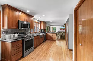 165 East St, Upton, MA 01568 - Photo 9