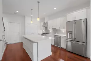 170 W Broadway, Boston, MA 02127 - Photo 5