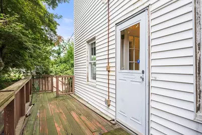 24 Auburn Street, Boston, MA 02129 - Photo 27