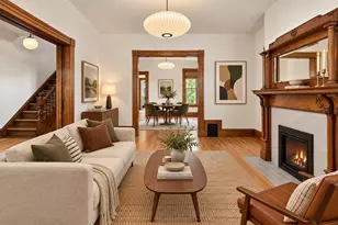 42 Clinton Ave, Holyoke, MA 01040 - Photo 1