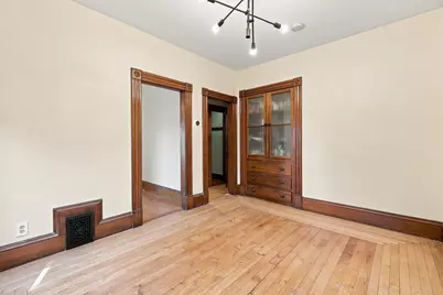 42 Clinton Ave, Holyoke, MA 01040 - Photo 13