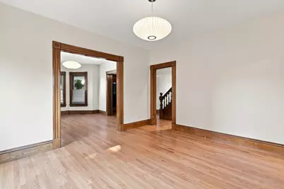 42 Clinton Ave, Holyoke, MA 01040 - Photo 11