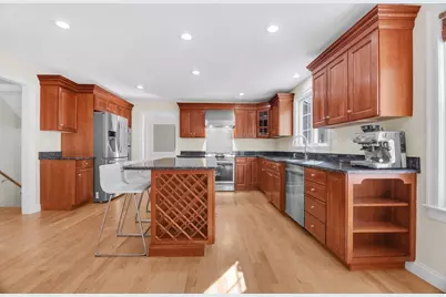 21 Manchester Place, Natick, MA 01760 - Photo 11