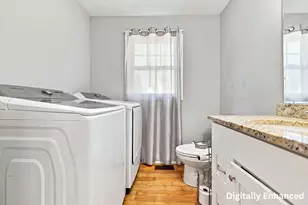 9 McGuigan Cir, Lowell, MA 01852 - Photo 7