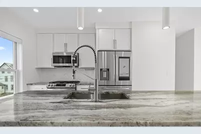 52 Spencer Ave #3, Chelsea, MA 02150 - Photo 5