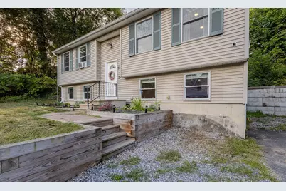 91 Wendell St, Athol, MA 01331 - Photo 3