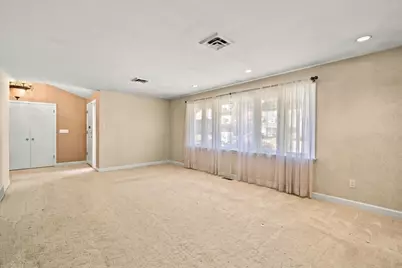 30 Bassett Rd, Brockton, MA 02301 - Photo 15