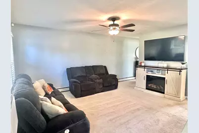 52 Honeysuckle Drive #52, Chicopee, MA 01022 - Photo 7