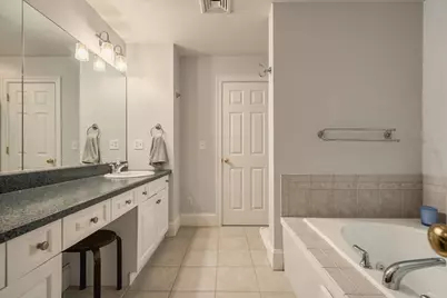 24 Monroe St, Amesbury, MA 01913 - Photo 21