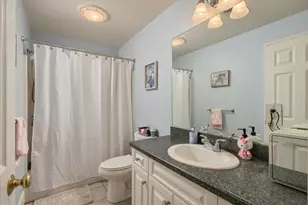 24 Monroe St, Amesbury, MA 01913 - Photo 33