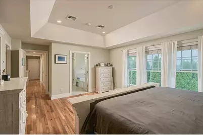 24 Monroe St, Amesbury, MA 01913 - Photo 31