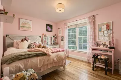 24 Monroe St, Amesbury, MA 01913 - Photo 25