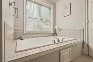 24 Monroe St, Amesbury, MA 01913 - Photo 23