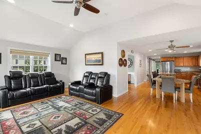 28 Glenside Ave, Billerica, MA 01821 - Photo 19