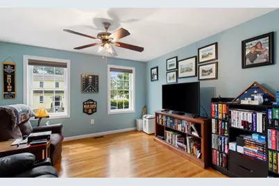 28 Glenside Ave, Billerica, MA 01821 - Photo 21