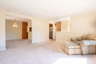 27 State St, Randolph, MA 02368 - Photo 3