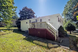 27 State St, Randolph, MA 02368 - Photo 17
