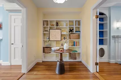 54 Brimmer St, Boston, MA 02108 - Photo 11