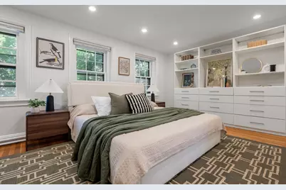 54 Brimmer St, Boston, MA 02108 - Photo 17