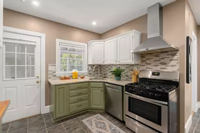 60 Guernsey St #6, Boston, MA 02131 - Photo 7