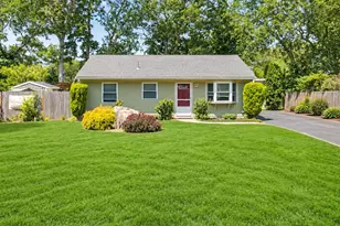 5 Birch St, Bourne, MA 02532 - Photo 1