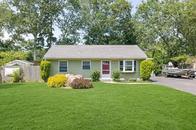 5 Birch St, Bourne, MA 02532 - Photo 1