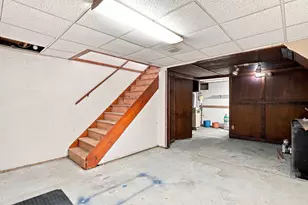 322 Bedford St, East Bridgewater, MA 02333 - Photo 15