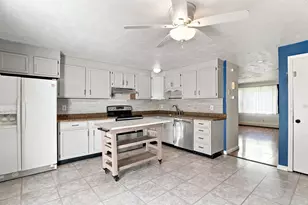 322 Bedford St, East Bridgewater, MA 02333 - Photo 5