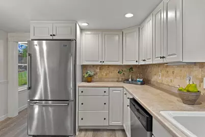 61 Myrtle Ave, Wakefield, MA 01880 - Photo 25