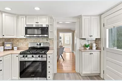 61 Myrtle Ave, Wakefield, MA 01880 - Photo 27