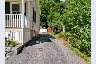 61 Myrtle Ave, Wakefield, MA 01880 - Photo 11