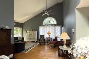 139 Cottonwood St, Fairhaven, MA 02719 - Photo 3