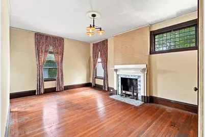 25 Avon St, Wakefield, MA 01880 - Photo 17