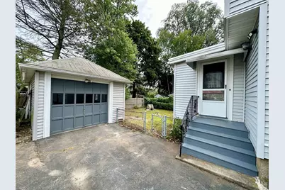 91 Davis St, Quincy, MA 02170 - Photo 3