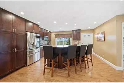 39 Tomahawk Dr, Tewksbury, MA 01876 - Photo 11