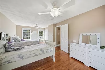 39 Tomahawk Dr, Tewksbury, MA 01876 - Photo 15