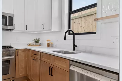 22 Spring Hill Terrace #22, Somerville, MA 02143 - Photo 9