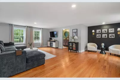 65 Lawrence St, Wilmington, MA 01887 - Photo 3