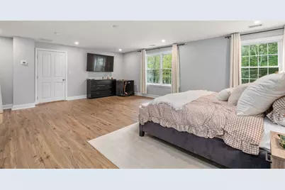 65 Lawrence St, Wilmington, MA 01887 - Photo 11