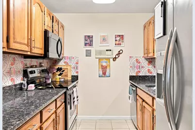 51 Valiant Way #51, Salem, MA 01970 - Photo 11