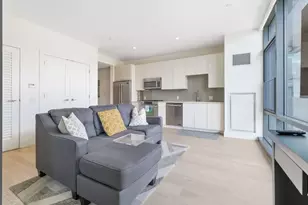 32 Traveler St, Boston, MA 02118 - Photo 5