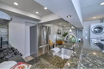 161 Hancock #B, Cambridge, MA 02139 - Photo 13