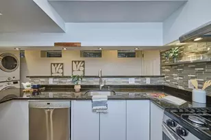 161 Hancock, Cambridge, MA 02139 - Photo 9