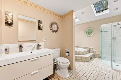 66 Charlton St, Oxford, MA 01540 - Photo 9