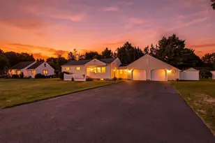 172 Birch Bluffs Dr, Westfield, MA 01085 - Photo 1